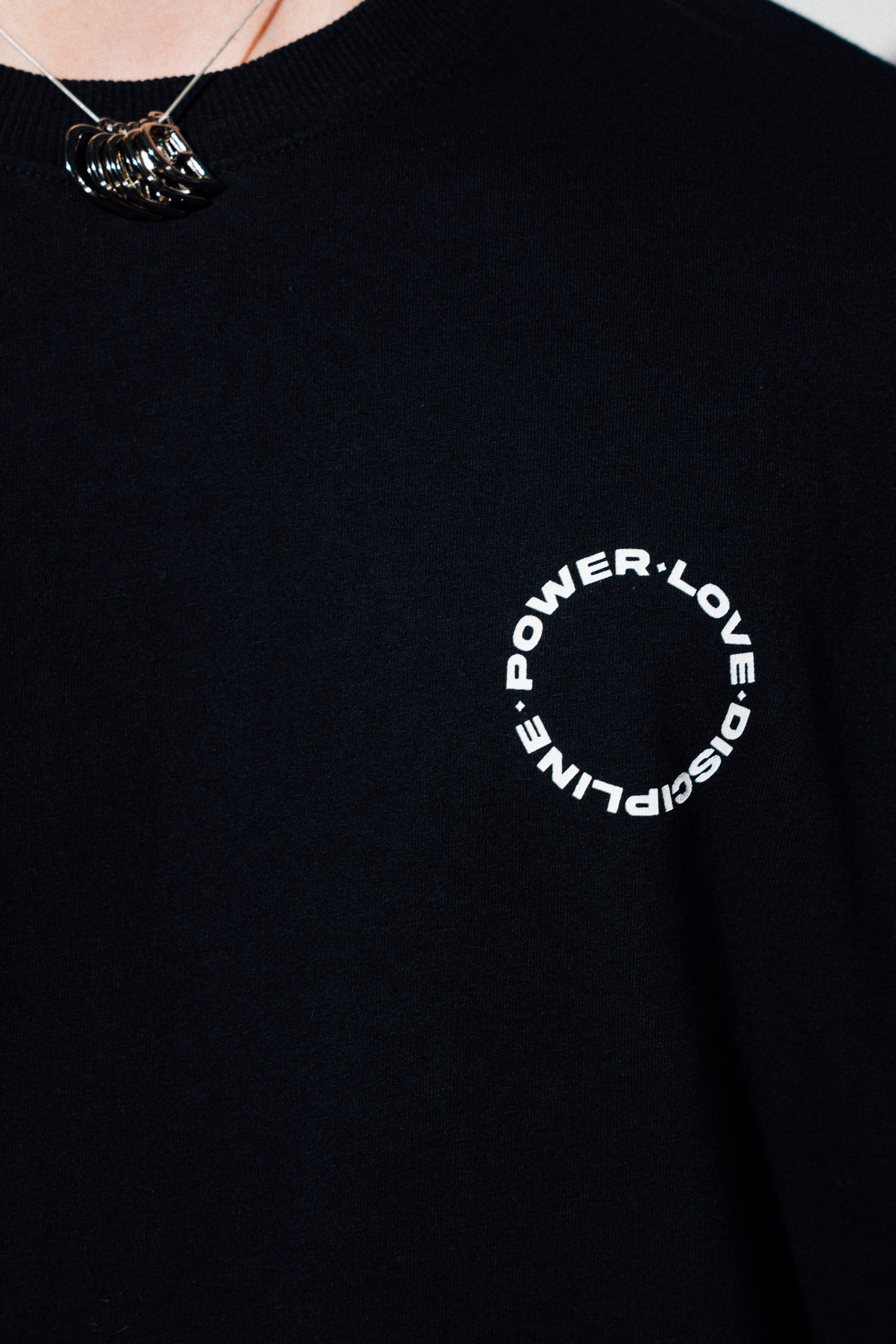 POWER LOVE DISCIPLINE [BLACK]